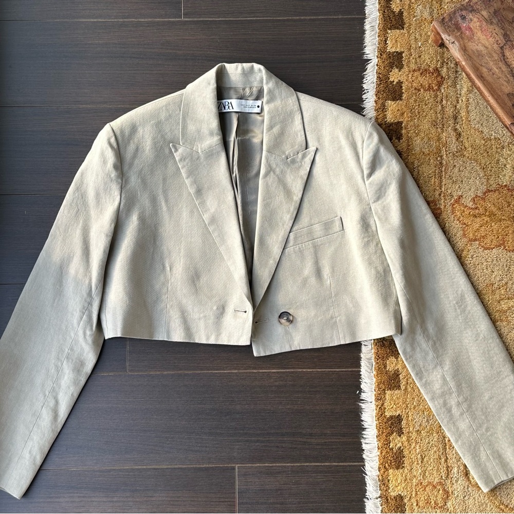 Zara cropped blazer